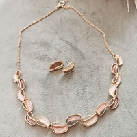 Дамска колиета