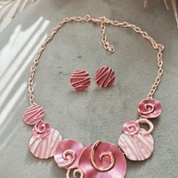 Дамско колие