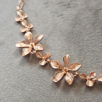 Дамска колиета