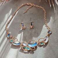 Дамско колие