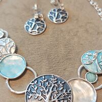 Дамско колие