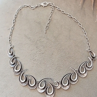 Дамско колие