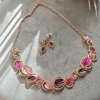 Дамско колие