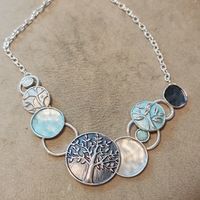 Дамско колие