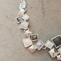 Дамско колие