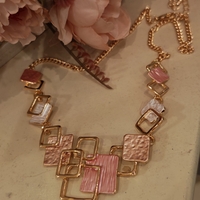 Дамско колие