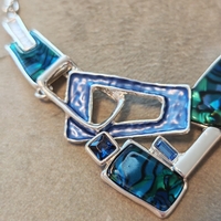 Дамско колие