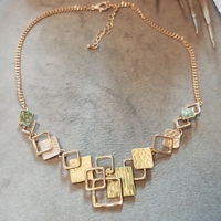 Дамска колиета