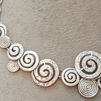 Дамско колие