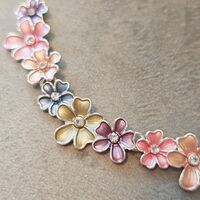 Дамско колие