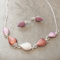 Дамско колие