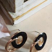 Дамски обици