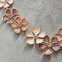 Дамска колиета