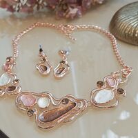 Дамска колиета