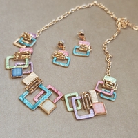 Дамско колие