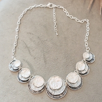 Дамско колие