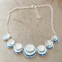 Дамско колие