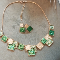 Дамска колиета