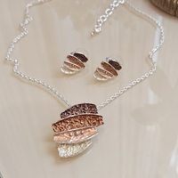 Дамско колие