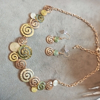 Дамска колиета