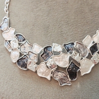 Дамско колие