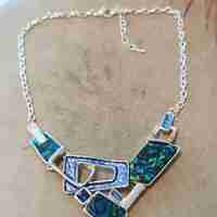 Дамско колие