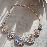 Дамско колие