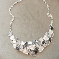 Дамско колие