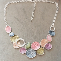 Дамско колие