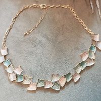 Дамска колиета