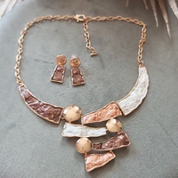 Дамска колиета