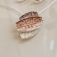 Дамско колие