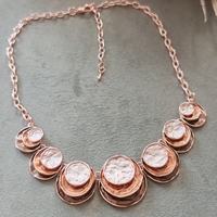 Дамска колиета