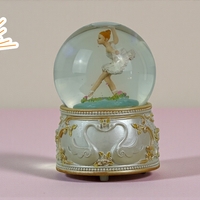 Балерина Преспапие (8857122)