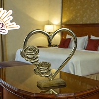 Метален Сувенир С Рози (3364957)