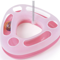 Интерактивна играчка за котки във формата на триъгълник, с топчета и пера, розова