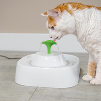 Фонтанна помпа за вода – куче/коте, 1,3 л