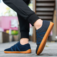 Боси обувки - Лондон