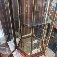 Шестоъгълна витринка