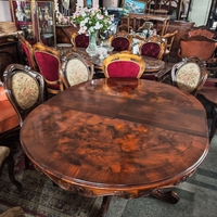 Бароков трапезен комплект