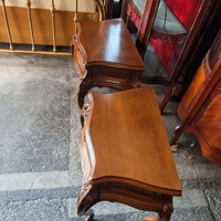 Чифт антикварни нощни шкафчета