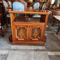 Италианско ТВ шкафовче комода