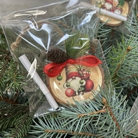 КЪСМЕТИ кръгли