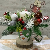 КОЛЕДНА свещ в чаша 2