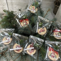 КЪСМЕТИ кръгли