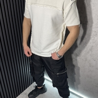 Тениска с Декоративни Шевове в Бяло