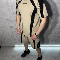 Къс Екип в Камелен Цвят с Черни Акценти