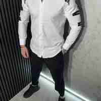 Спортно-Елегантна Риза Бяла с Декоративни Ципове