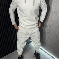 Спортен Екип с Декоративни Кантове