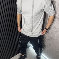 Тениска с Декоративни Ципове